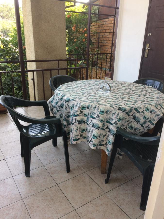 Alex'S Cosy Guesthouse Tbilisi Ngoại thất bức ảnh